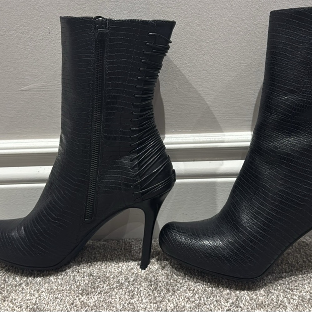Cole Hann Air Maria Sharapova black leather stiletto boots